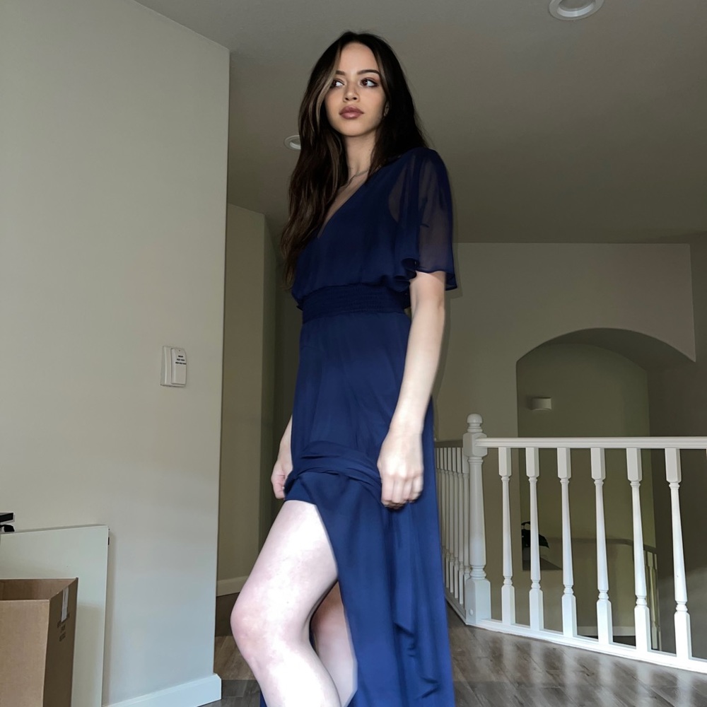 Dark blue beauty dress